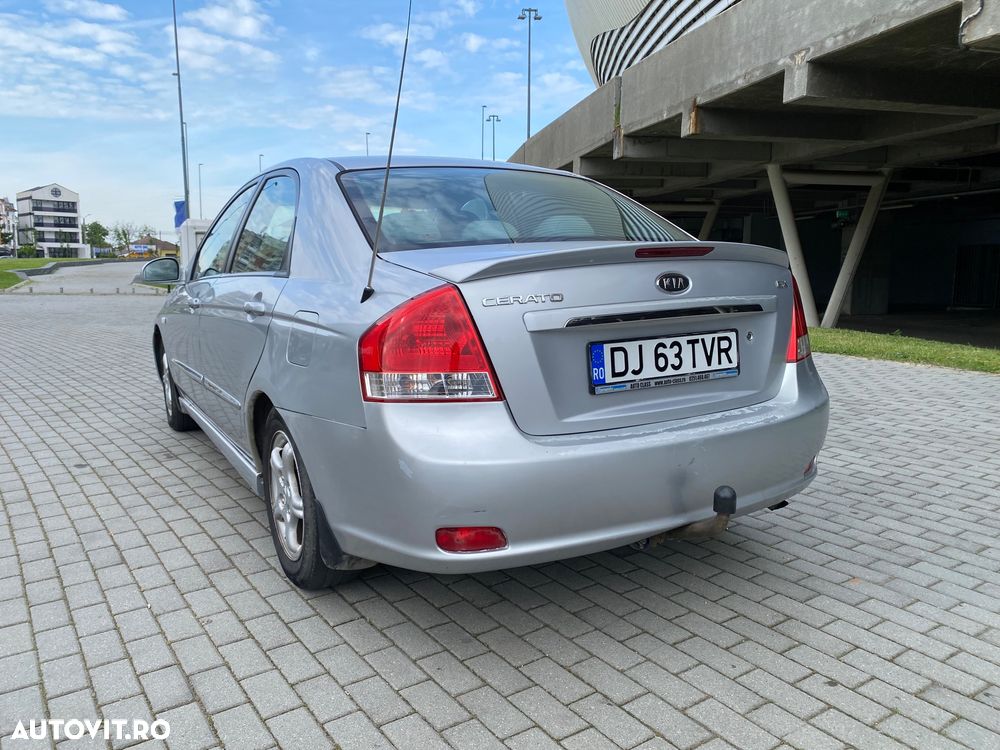 Kia Cerato 1.6 CRDI EX Classic - 3
