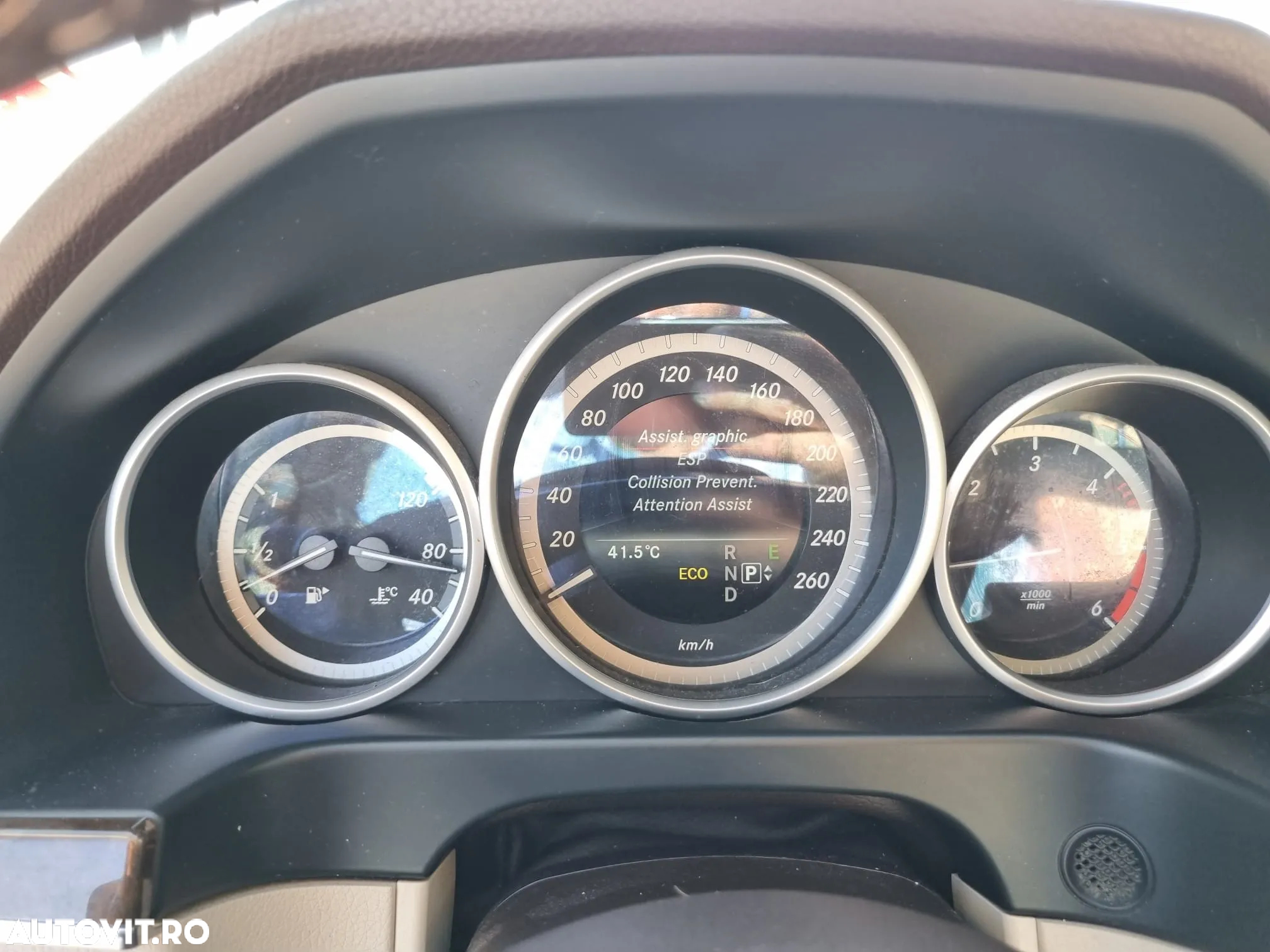 Mercedes-Benz E 220 BlueTEC 4MATIC - 19