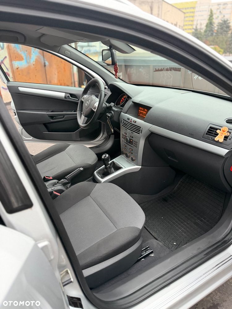 Opel Astra 1.6 - 14