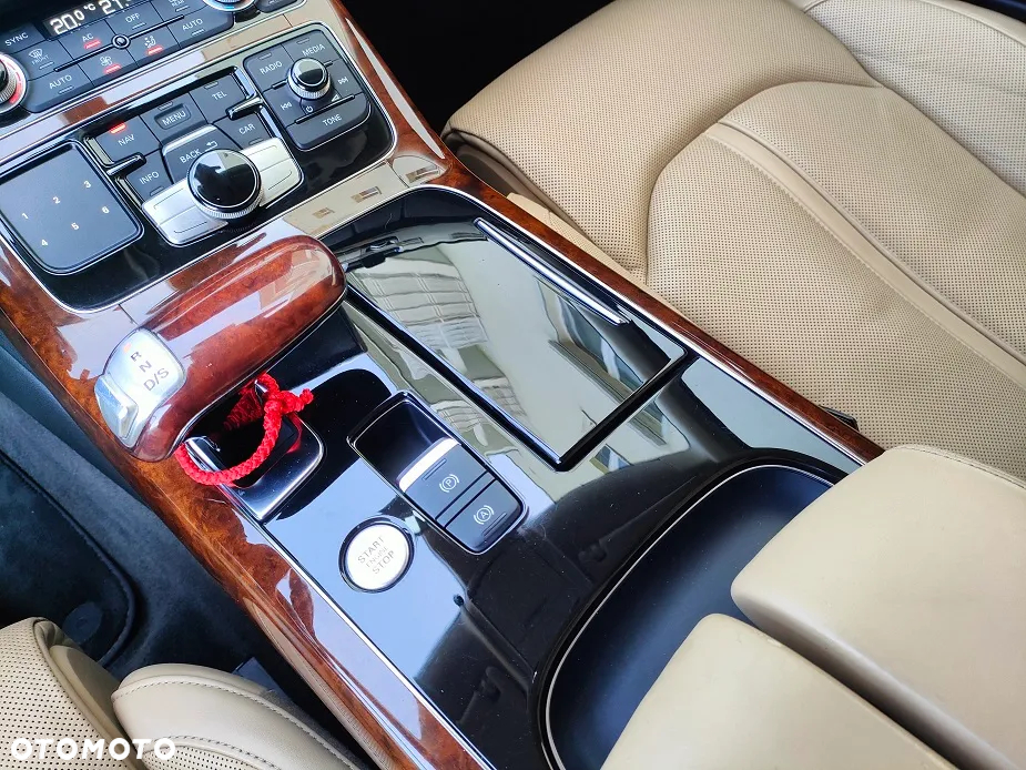 Audi A8 4.2 TDI Quattro - 19
