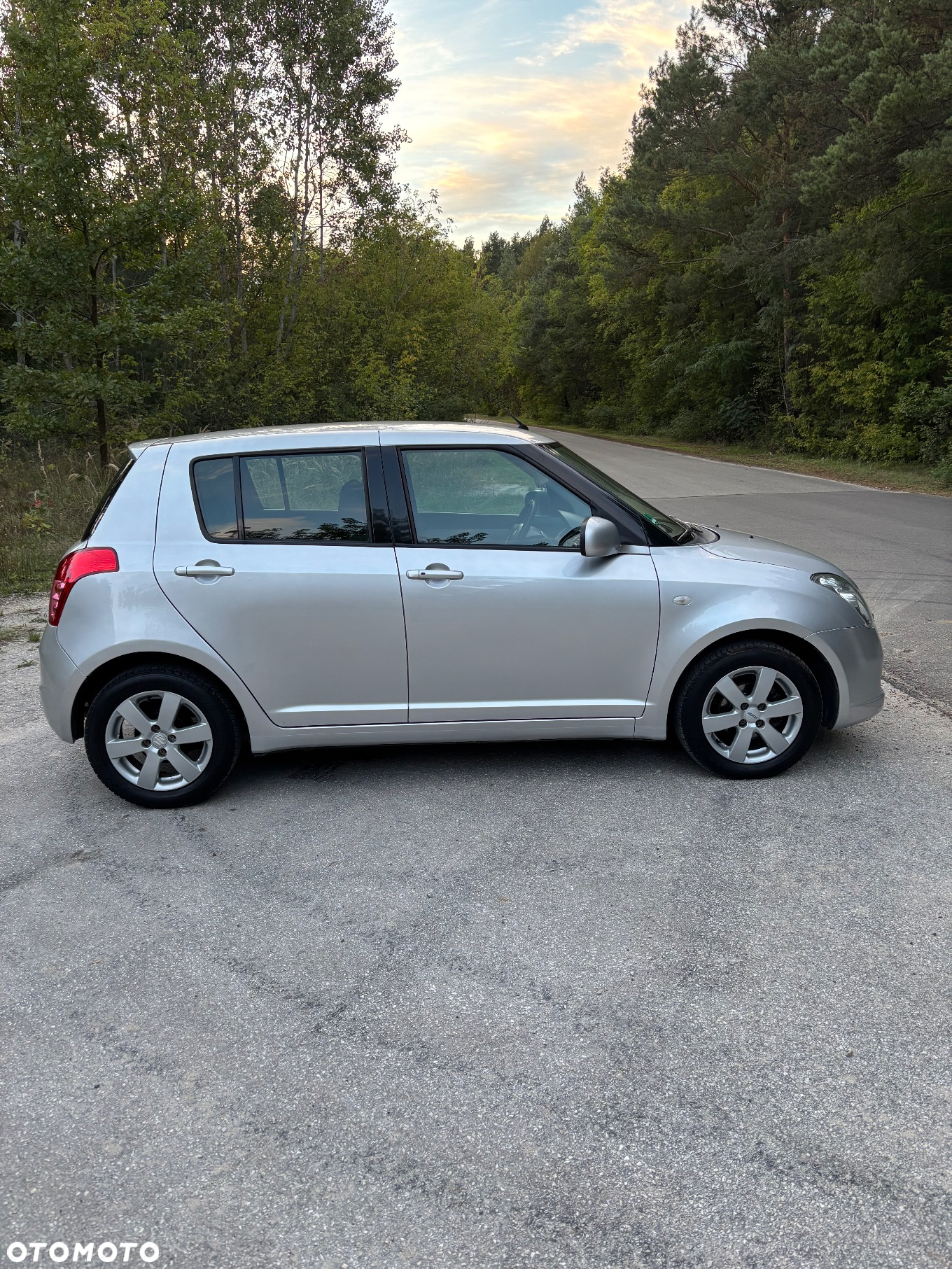 Suzuki Swift - 8