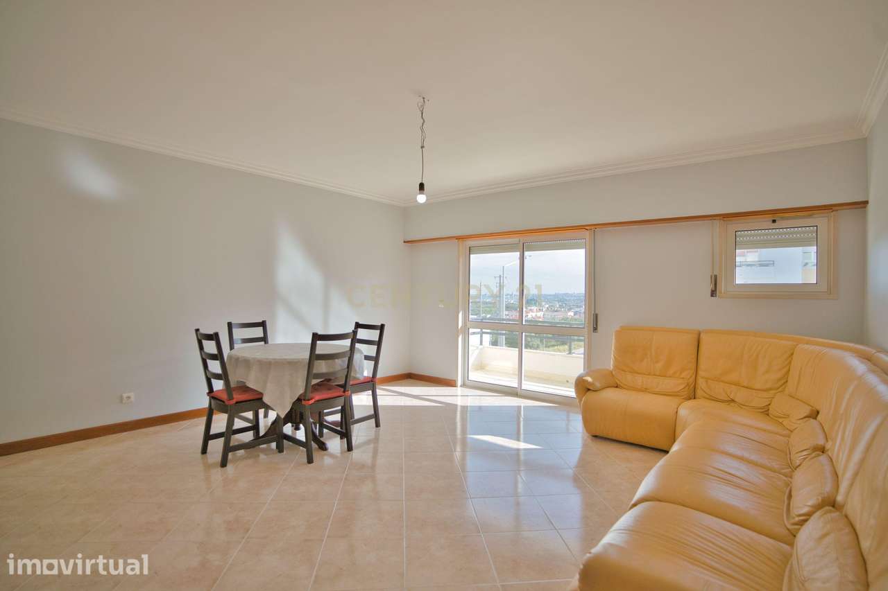 T3 com luz natural, vista rio e garagem no Tágides Parque — Póvoa de S - Grande imagem: 3/32