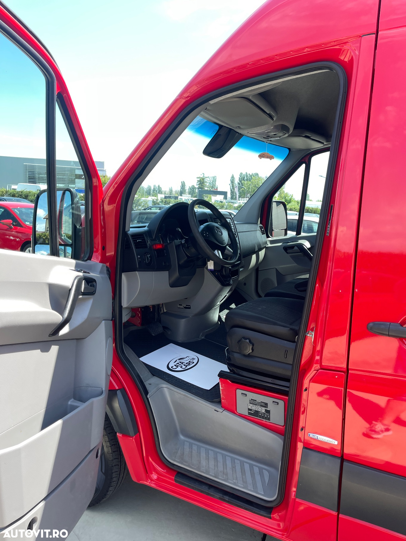 Mercedes-Benz Sprinter 519 3.0CDI V6 AUTOMAT MEDIU 2CULISANTE - 23