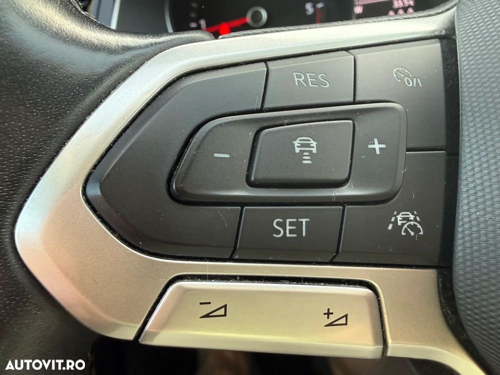 Volkswagen Passat 2.0 TDI DSG Comfortline - 14
