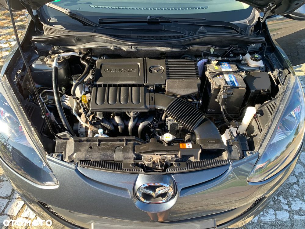 Mazda 2 - 19