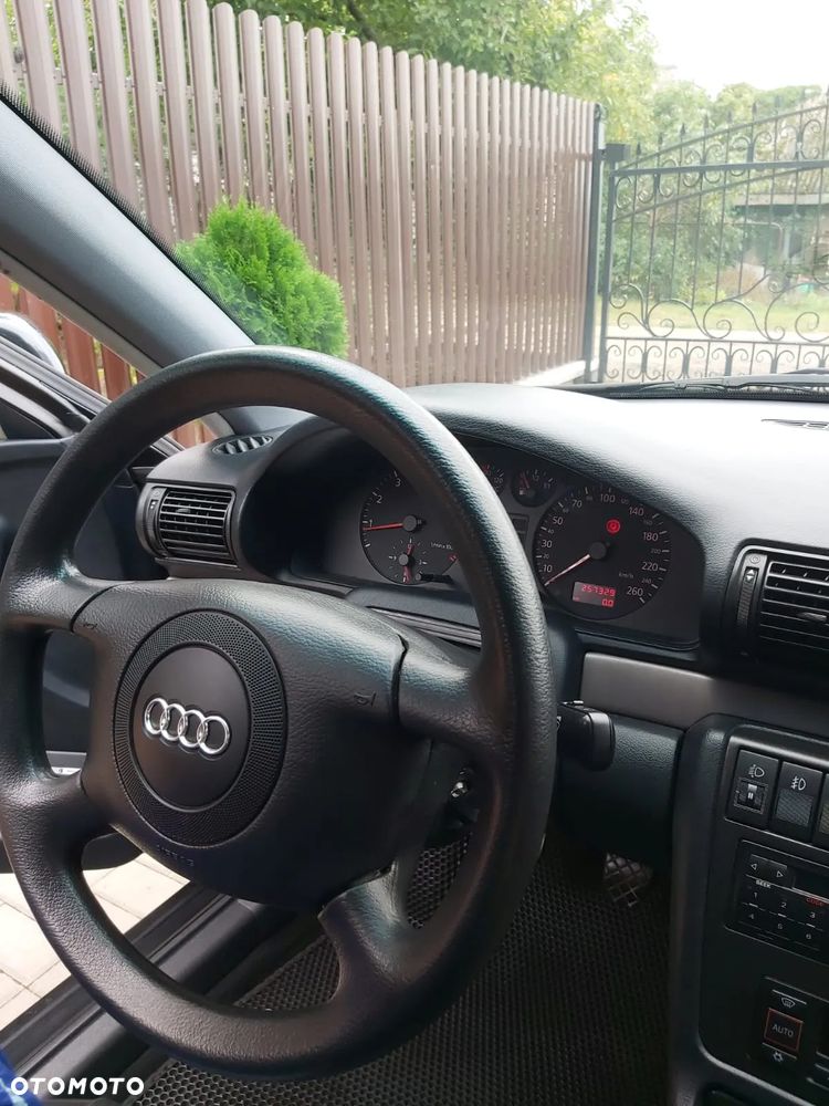 Audi A4 - 9
