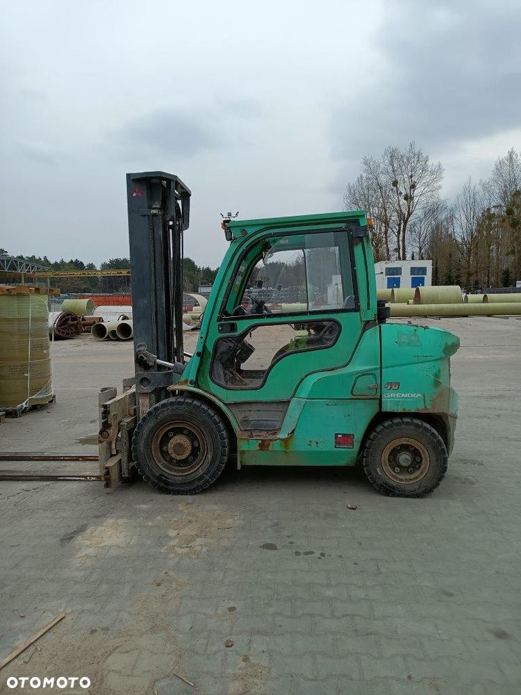 Mitsubishi FD 40 N - 1