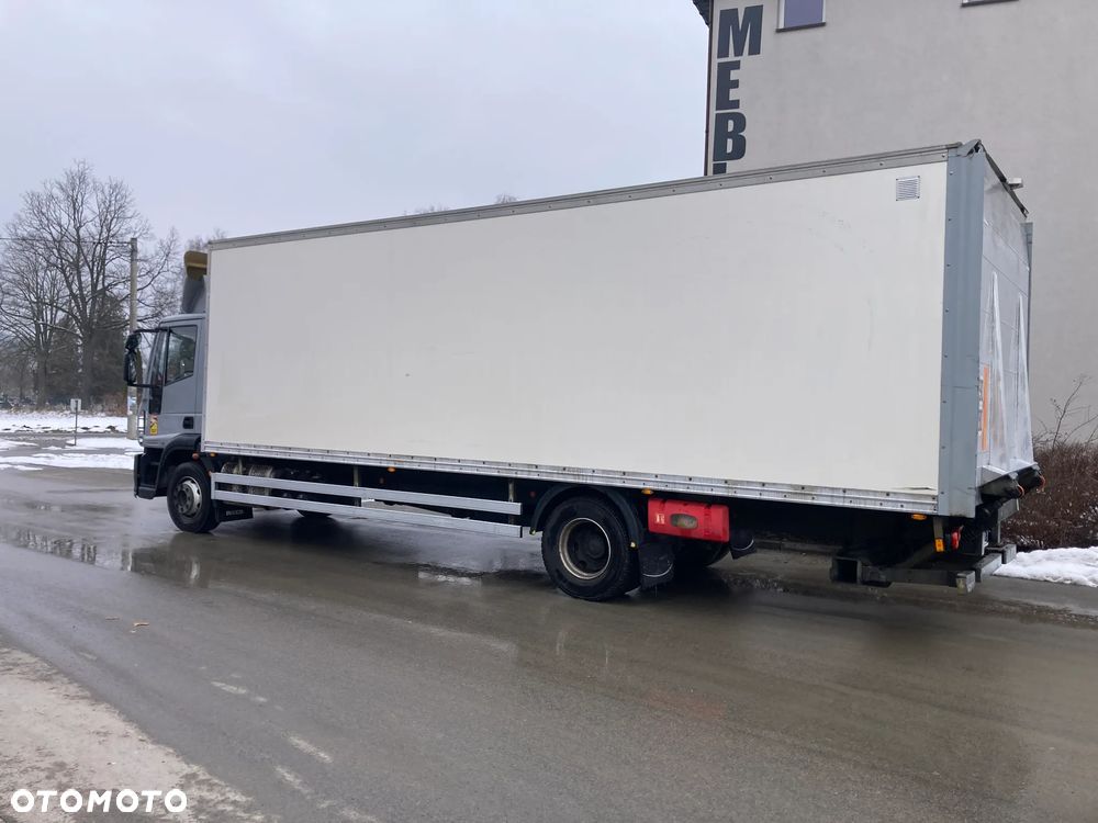 Iveco Eurocargo 140E22  euro6 kurierka kontener - 3