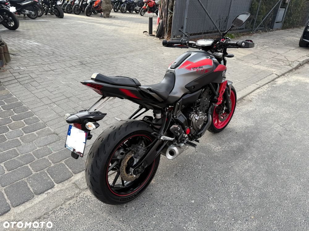 Yamaha MT - 9