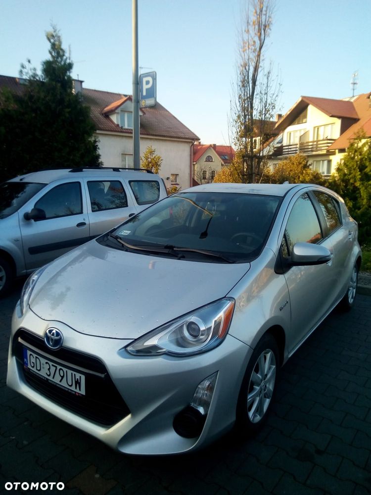 Toyota Prius - 1