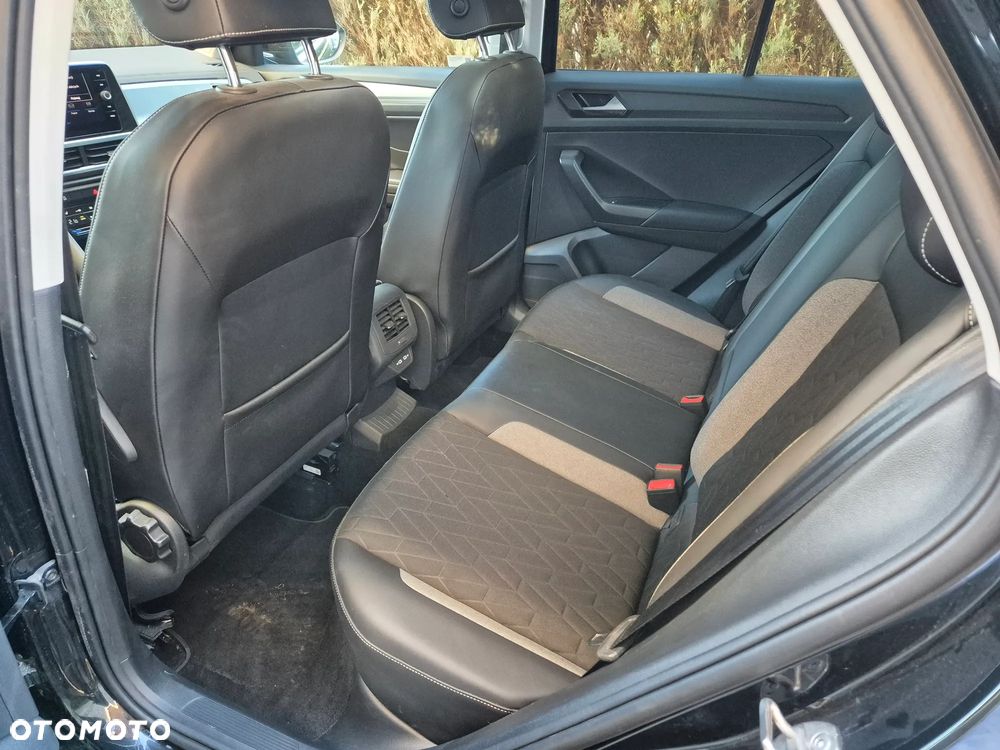 Volkswagen T-Roc 2.0 TDI SCR DSG GOAL - 15