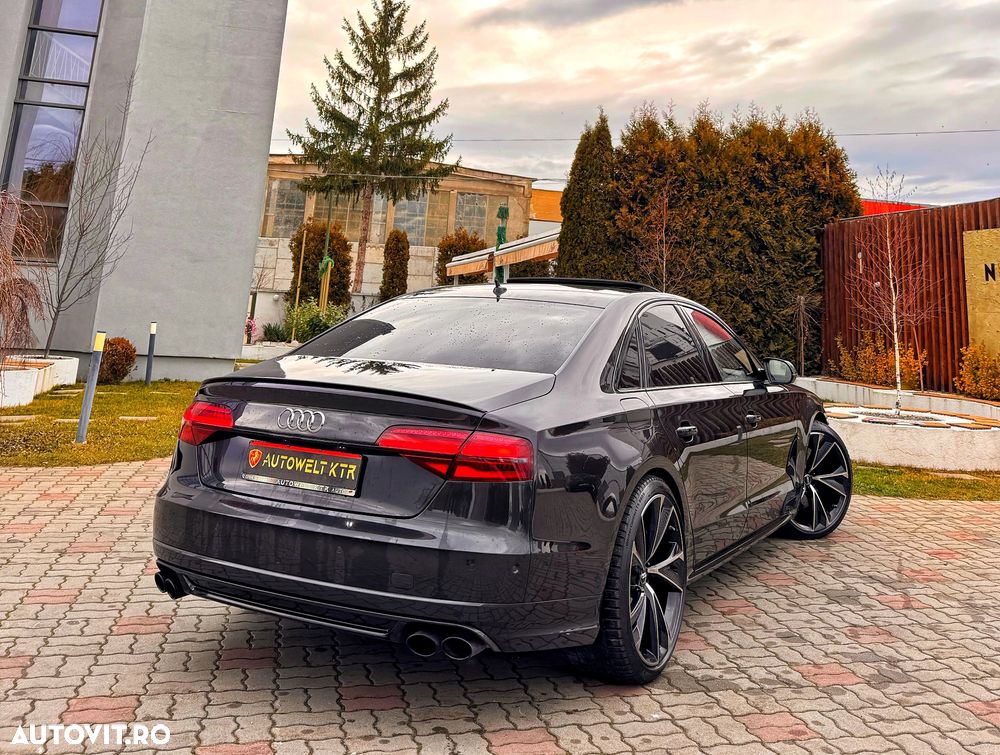 Audi S8 Plus 4.0 TFSI quattro Tiptronic - 5