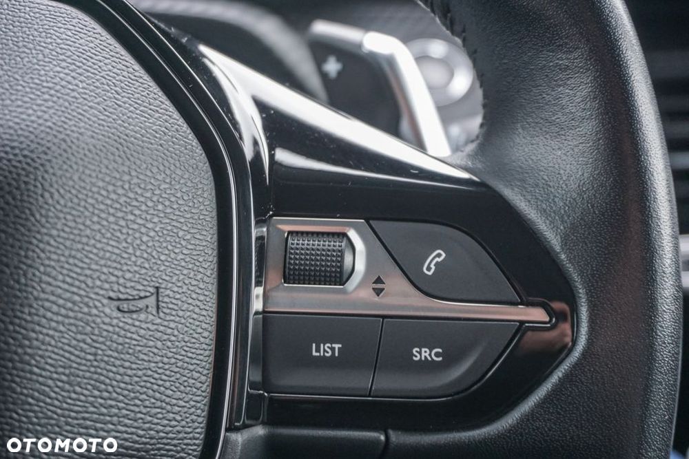 Peugeot 208 1.2 PureTech Allure S&S EAT8 - 14