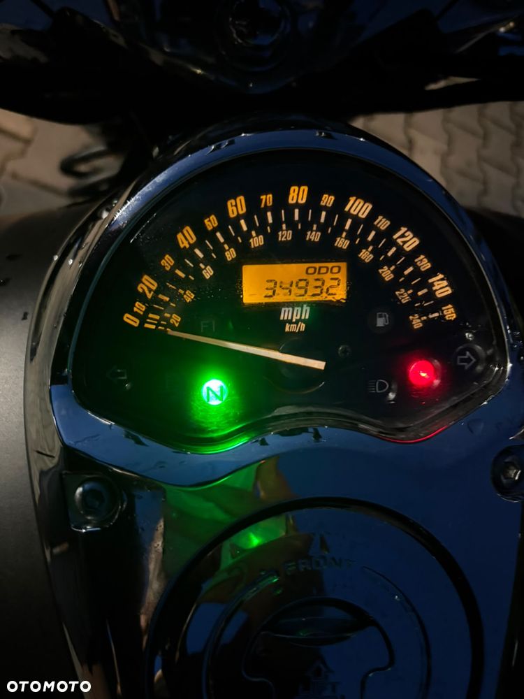 Honda VTX - 8
