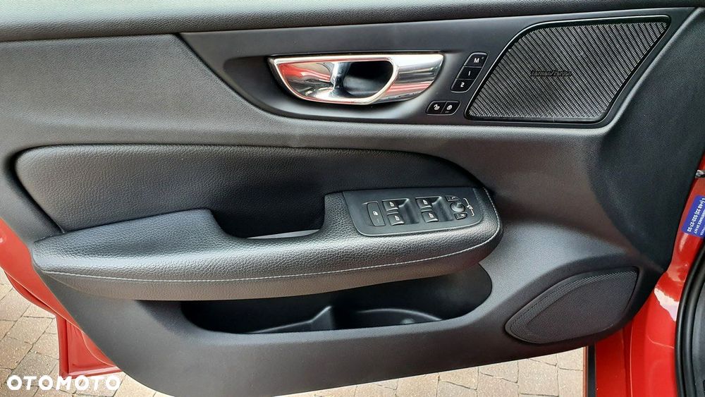 Volvo S60 T4 R-Design - 26