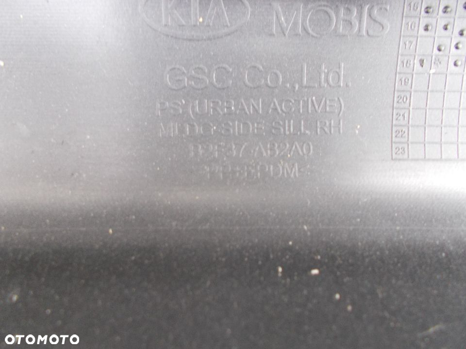 KIA SOUL II PRÓG NAKŁADKA LISTWA CHROM - 2