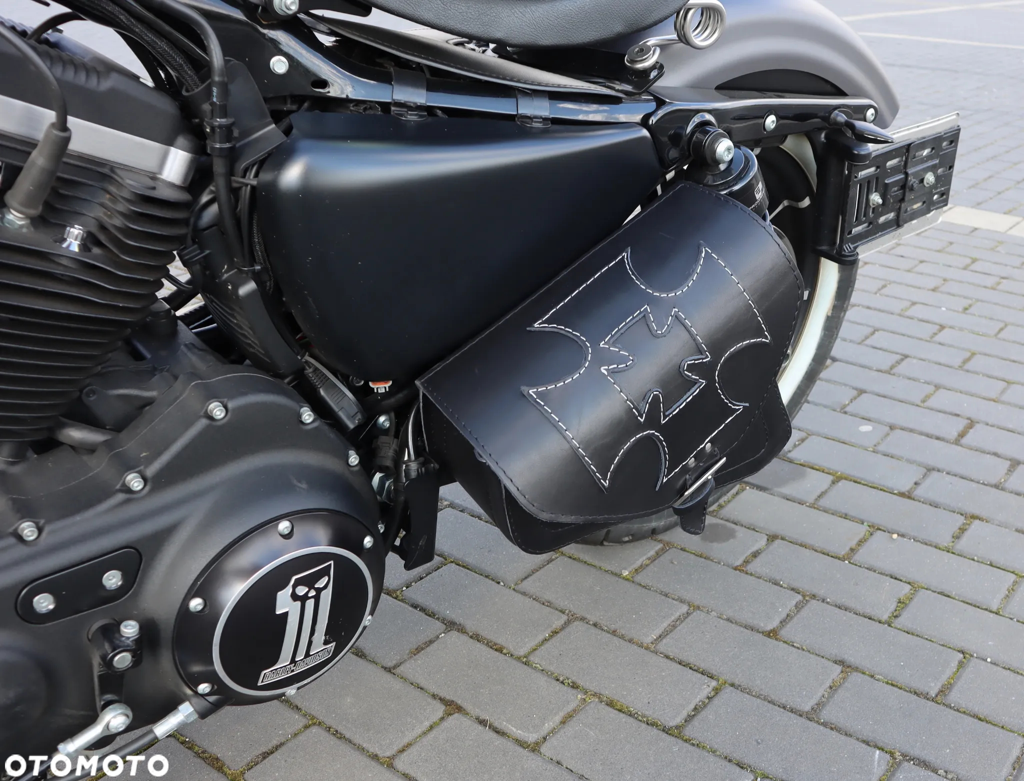 Harley-Davidson Sportster Iron 883 - 29