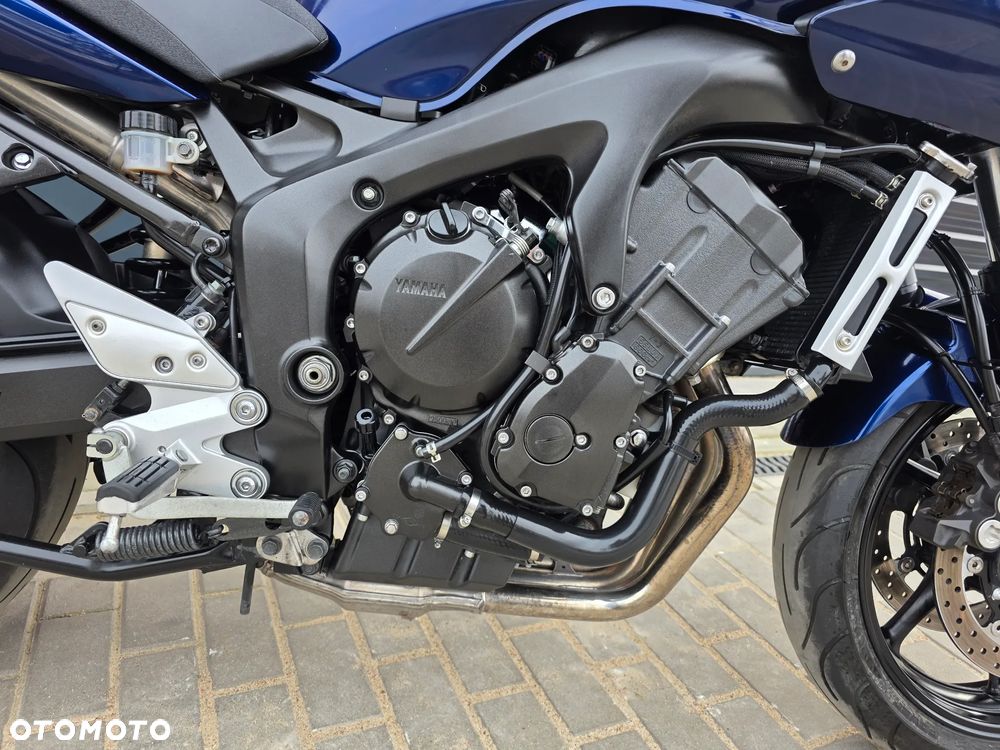 Yamaha FZ6 - 12