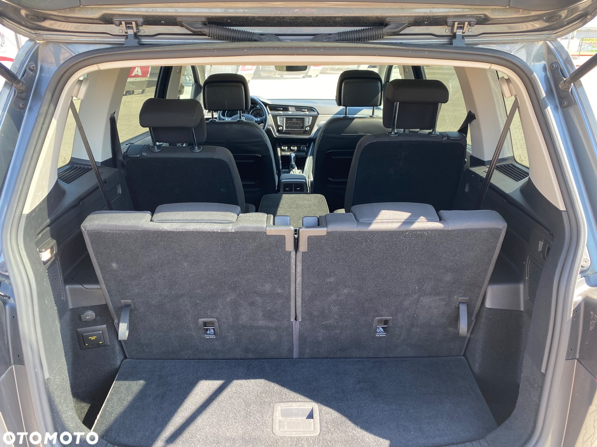 Volkswagen Touran 2.0 TDI BMT Highline DSG - 24