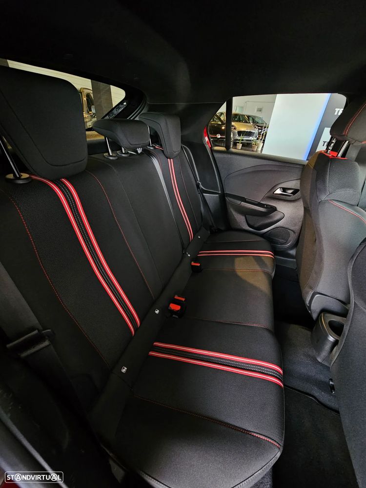 Opel Corsa 1.2 T GS - 14