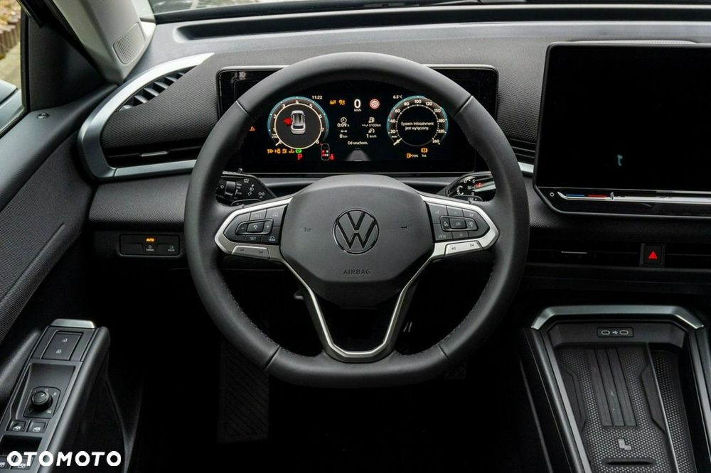 Volkswagen T-Roc - 24
