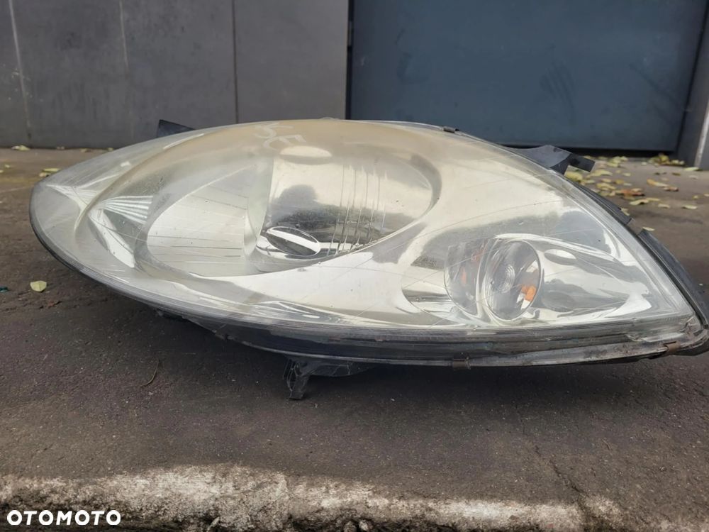 Lampy przód mercedes W169 - 8