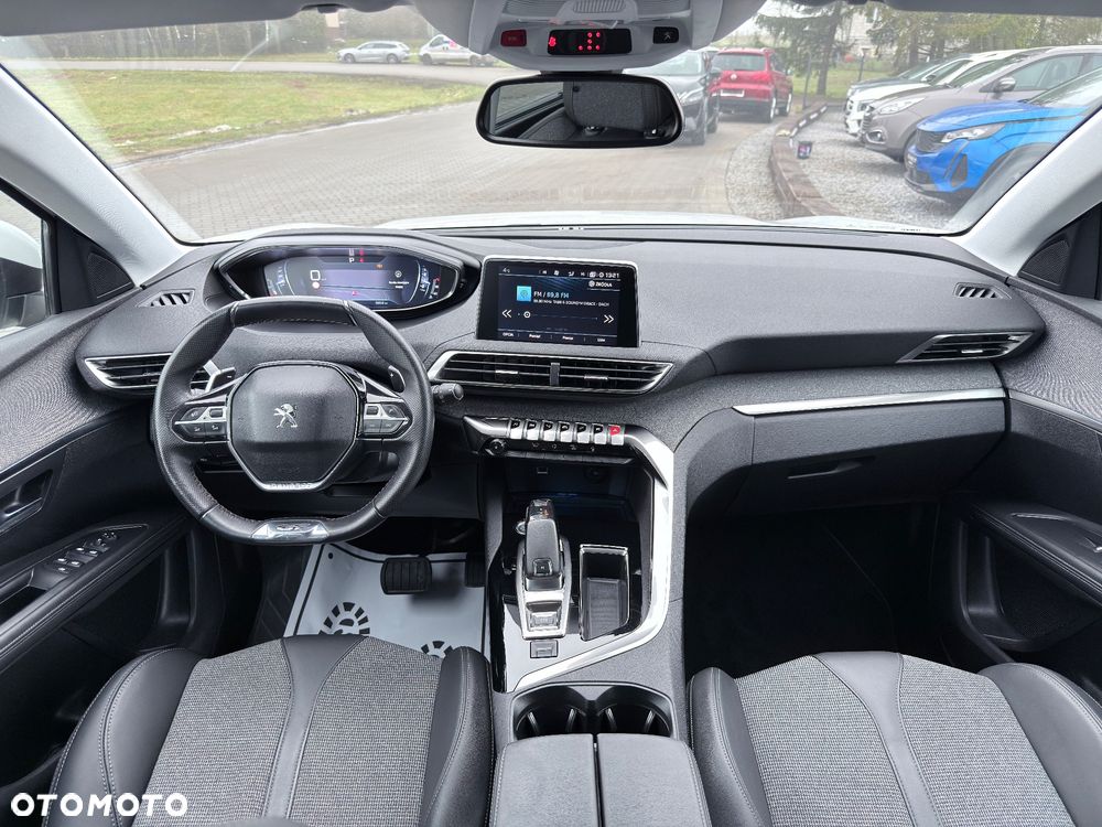 Peugeot 5008 BlueHDi 130 EAT8 GT - 10