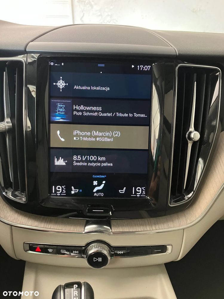 Volvo XC 60 D5 SCR AWD Inscription - 21
