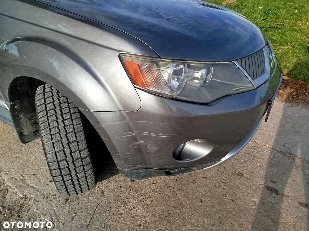 Mitsubishi Outlander - 20