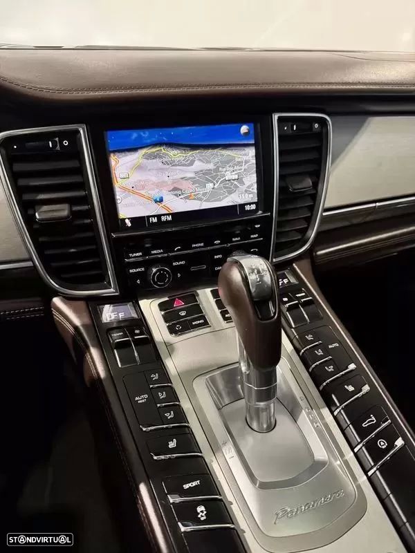 Porsche Panamera - 37