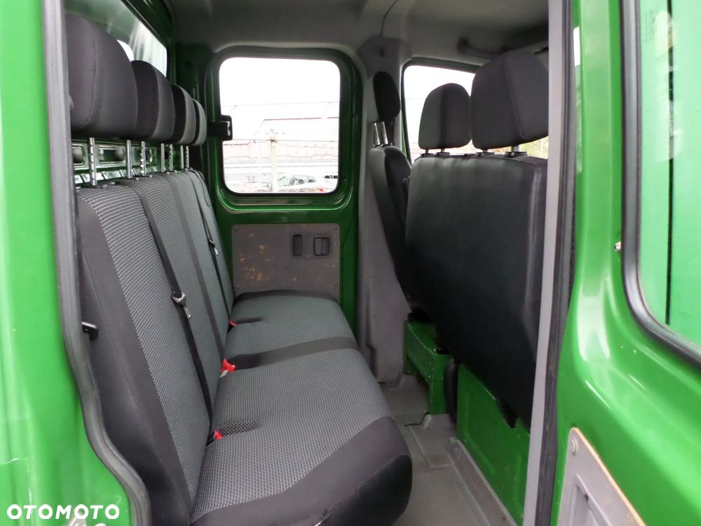 Mercedes-Benz Sprinter Doka - 13