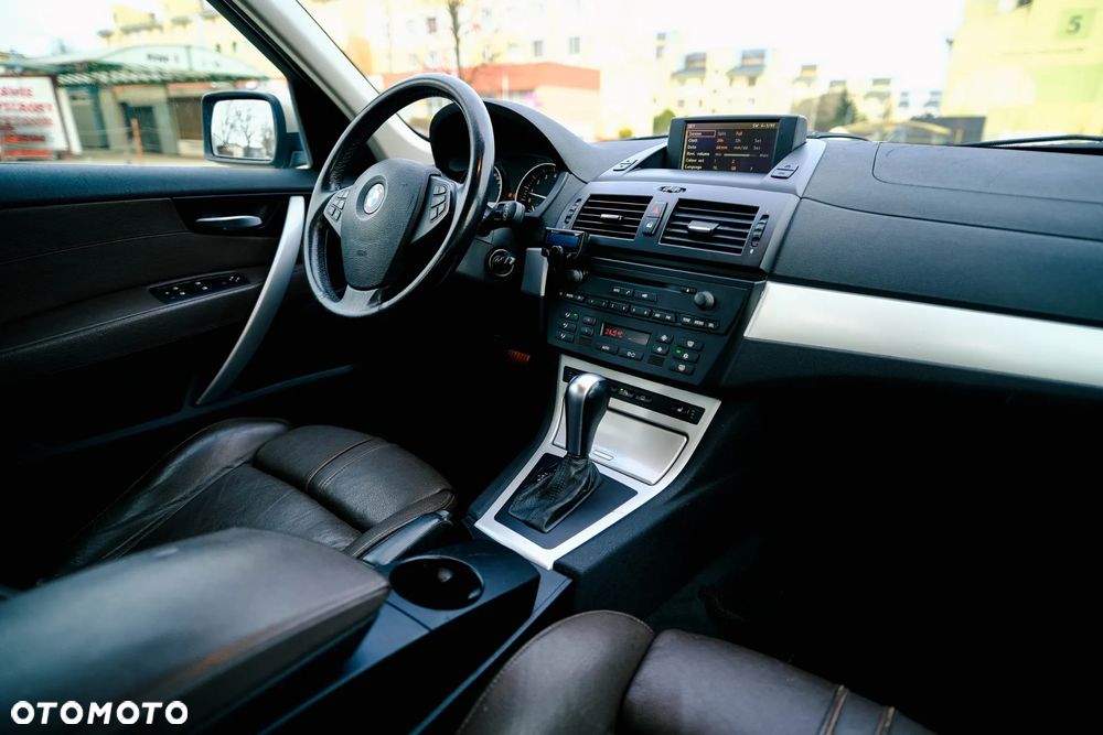 BMW X3 xDrive25i Edition Exclusive - 32