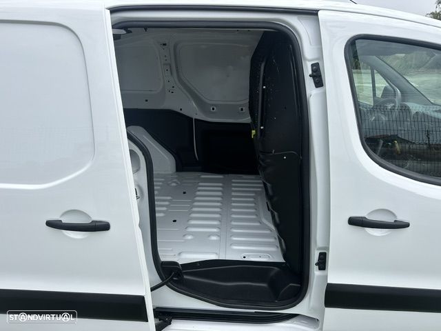 Citroën BERLINGO 3 LUGARES - 8