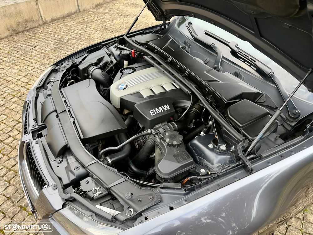 BMW 318 d Sport - 38