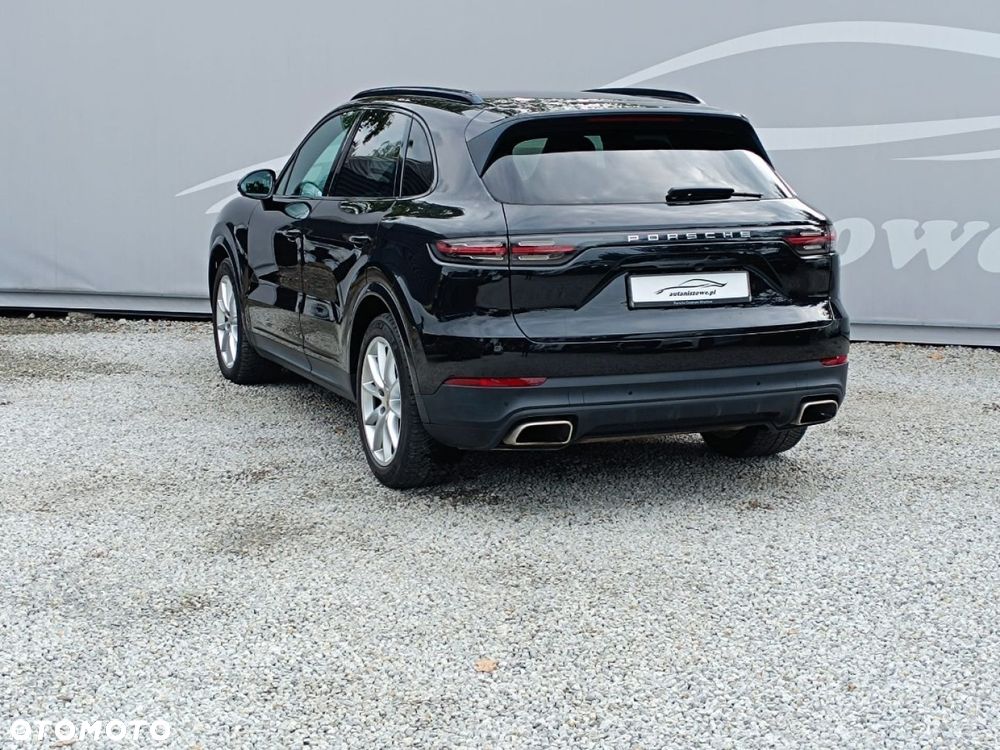 Porsche Cayenne Standard - 23