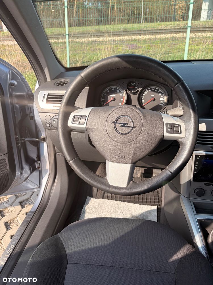 Opel Astra 1.6 - 7