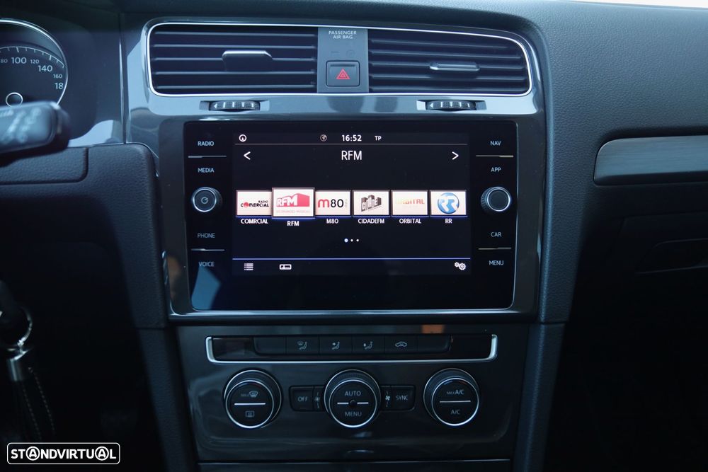 VW Golf Variant 1.6 TDi Highline - 11