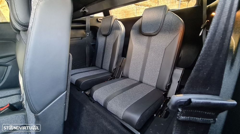 Peugeot 5008 1.5 BlueHDi Allure EAT8 - 48