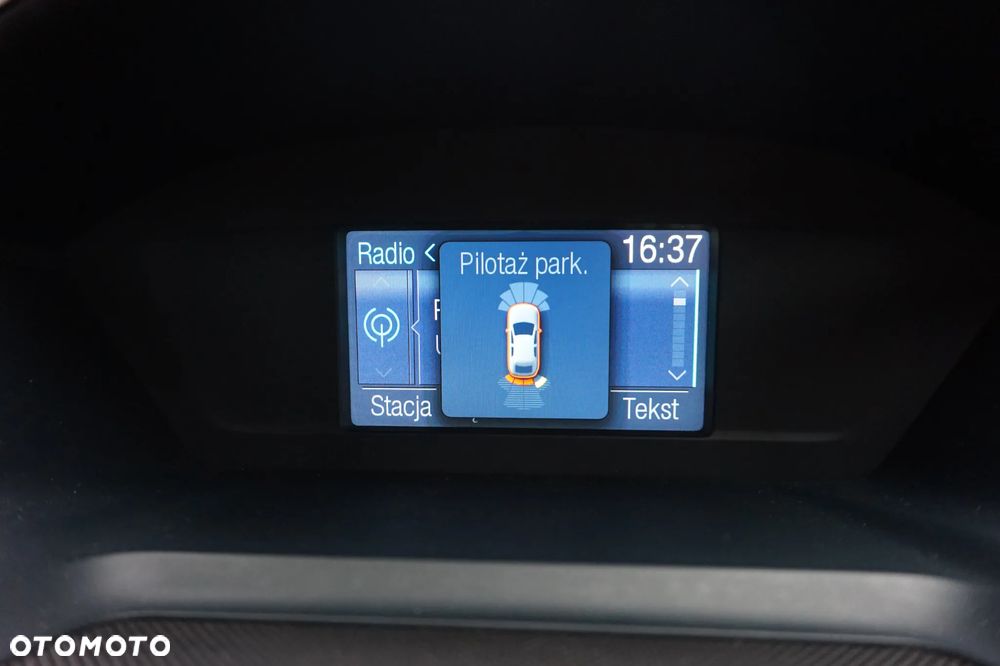 Ford Grand C-MAX - 24