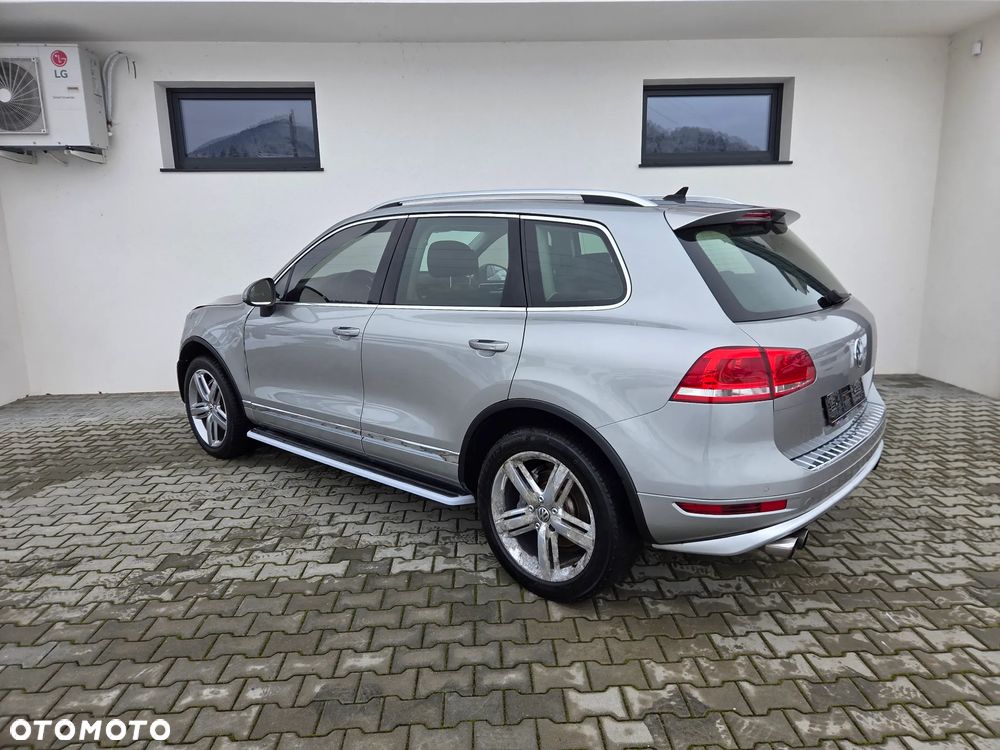Volkswagen Touareg - 17