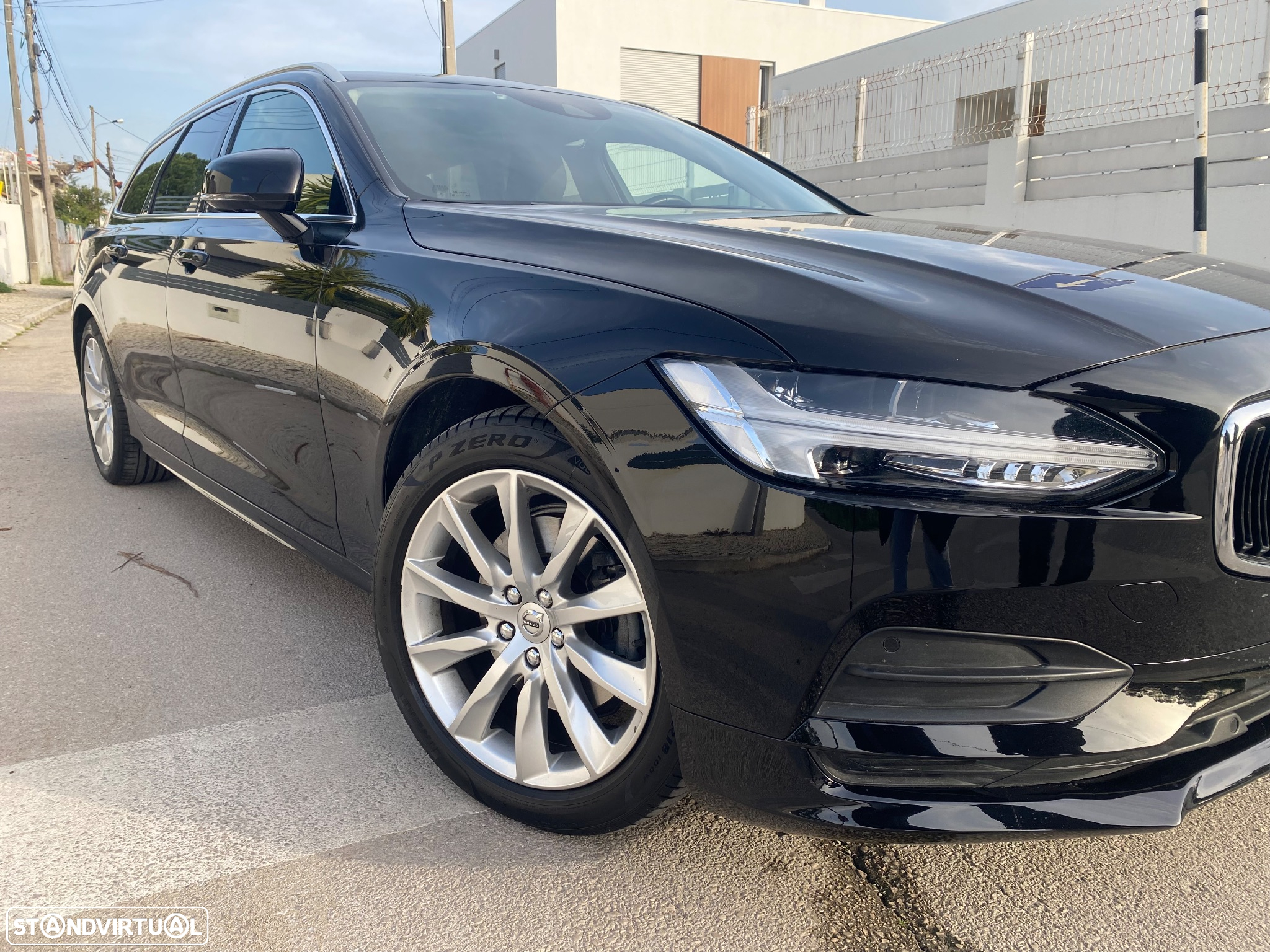 Volvo V90 2.0 D4 Momentum Plus Geartronic - 14