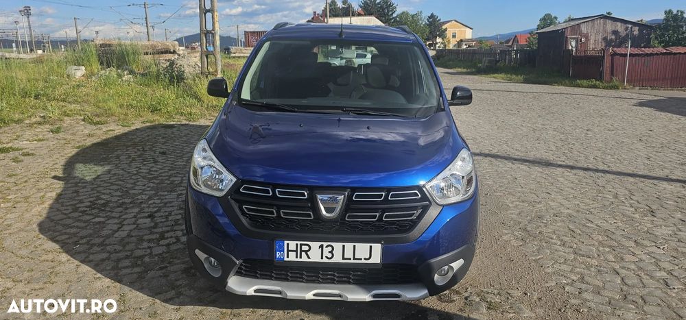 Dacia Lodgy TCe 130 GPF Stepway - 2