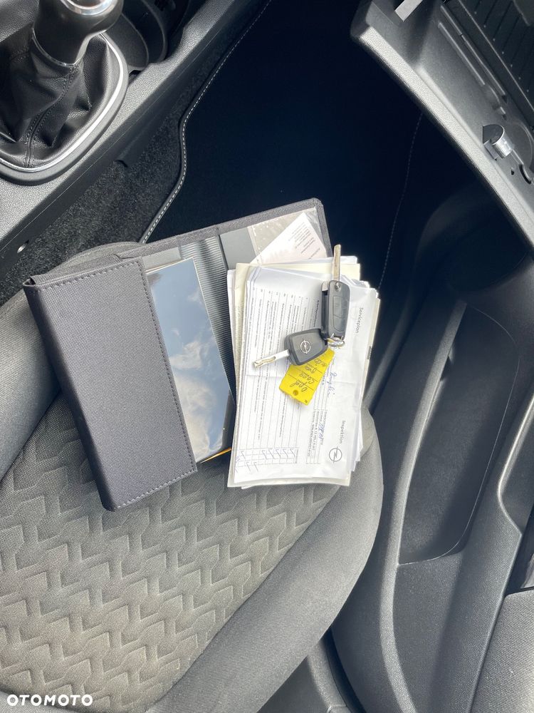 Opel Corsa 1.2 16V Cosmo - 14