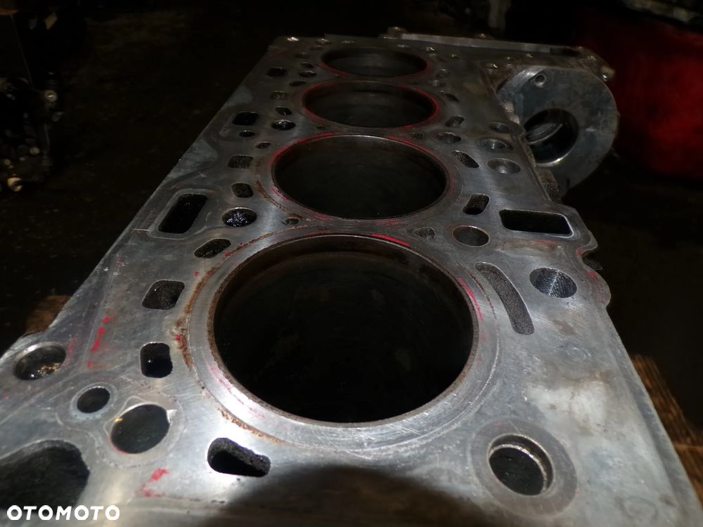 blok silnika Toyota Mini 1.6 D N47C16A Idealny - 2