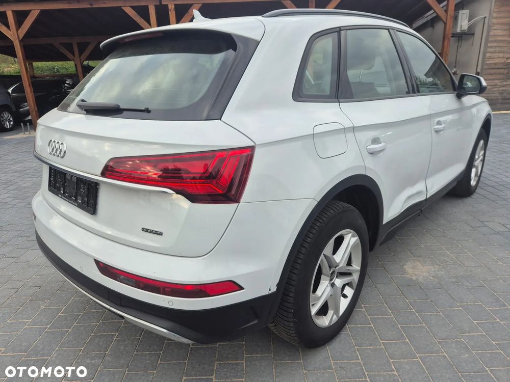 Audi Q5 40 TDI quattro S tronic S line business - 11