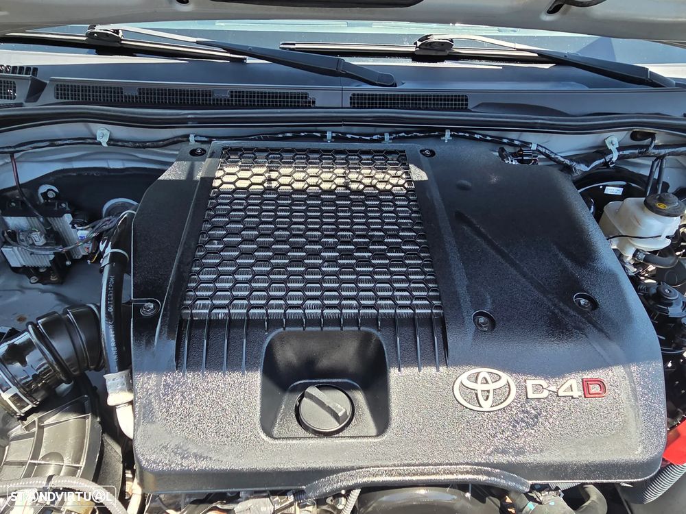 Toyota Hilux 2.5 D-4D 4WD CE CM AC - 18