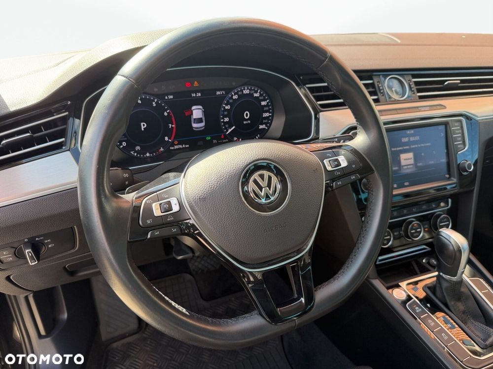 Volkswagen Passat 2.0 TSI BMT 4Mot Highline DSG - 11