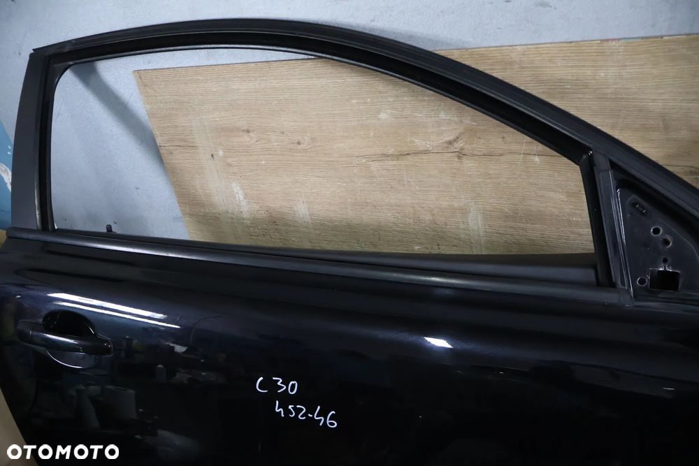 VOLVO C30 DRZWI PRAWE 452-46 06-13 EUROPA ŁADNE kompletne - 2