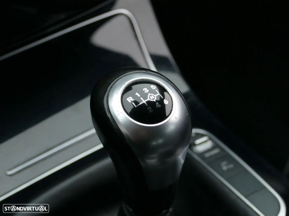 Mercedes-Benz C 200 d Avantgarde - 29