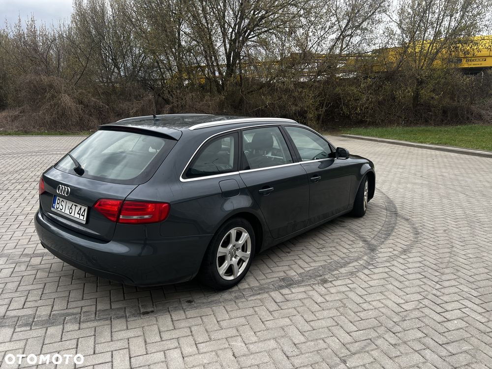 Audi A4 Avant - 8